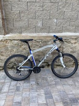 Horské kolo Felt Q500 2012