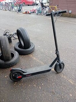 prodám elektrickou kolobežku maxspeed-scooter