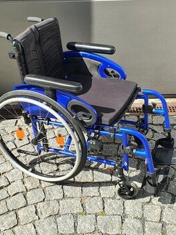 aktivní invalidní vozík, odlehčený Sopur