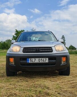 Toyota RAV4 1.8 benzín