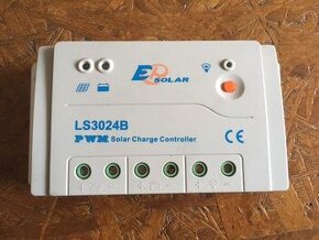 solární charge controler 30A - 1
