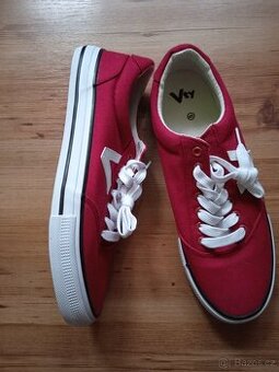 Nové Vans vel.43