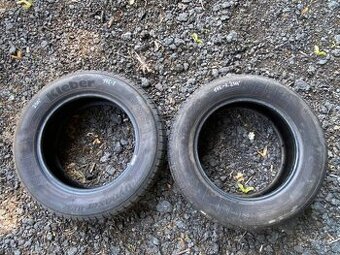 145. 2x letní pneumatika 195/65 r15