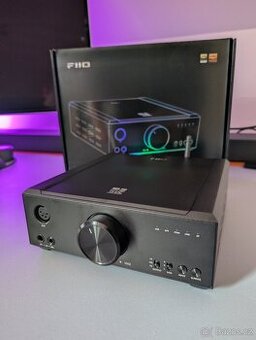 Sluchátkový zesilovač FiiO K9