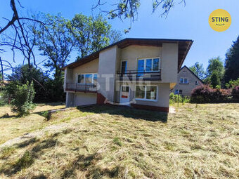 Prodej rodinného domu 190 m², pozemek 800 m² Janovic, 132801