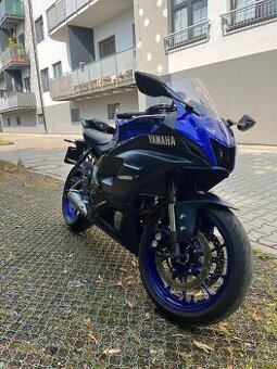 Yamaha R7 2022