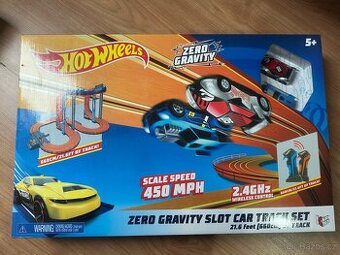 Hot wheels zero gravity