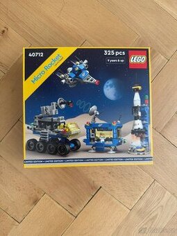 LEGO 40712 Miniaturní startovací rampa pro raketu