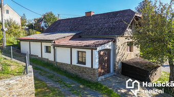 Prodej rodinného domu u Šternberka - 1