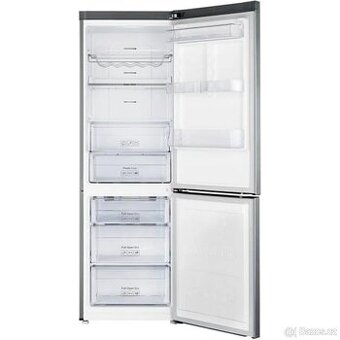 Lednička Samsung RB30J3215SA/EF, NoFrost