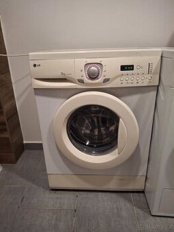 Automatická pračka Rezervace