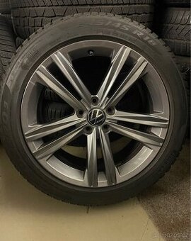 Kola VW Arteon 5 112 R18 ZIMNÍ HEZKÝ STAV