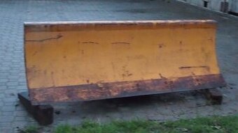 Radlice na sníh pro UNC