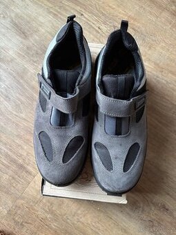 Pánská pracovní obuv Auge S1P vel 42