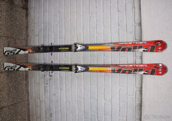 Carvingové lyže 170 cm obřačky Volkl, málo jeté.