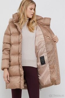 Péřový dámský kabát GEOX. Velikost L (44).