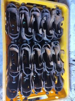 Lešenářské žabky, sponky