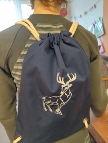 Velké batohy - včela, jelen