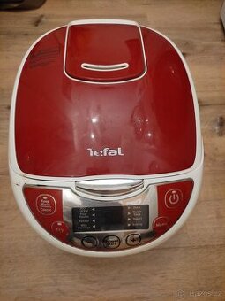 Multifunkční hrnec plus odšťavňovač