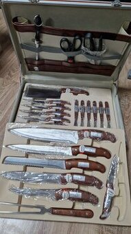 Sada steakových příborů a nožů v kufříku