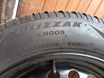 Zimní sada kol 205/55 R16 – Bridgestone Blizzak LM005