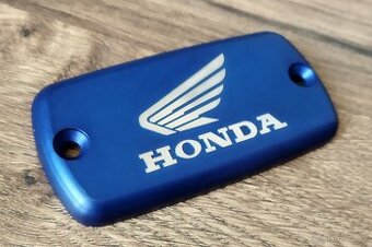 prodám víčko brzdové kapaliny