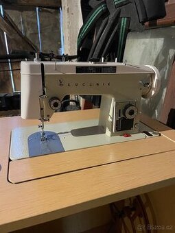 Šicí stroj Lucznik - 1