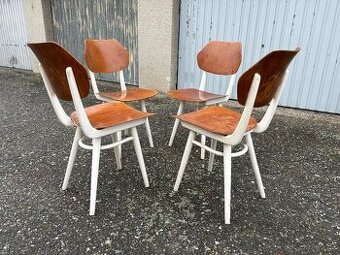 Dřevěné židle Ton