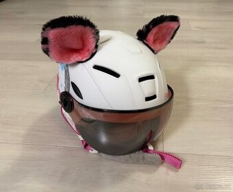 Lyžařská helma se štítem Etape