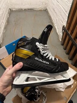 Brankářské brusle Bauer Ultrasonic 9,5D NOVÉ
