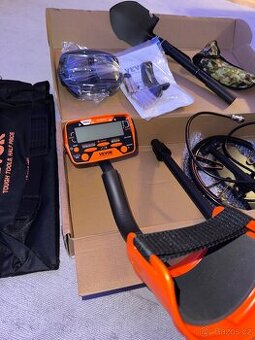 Kompaktní detektor kovů