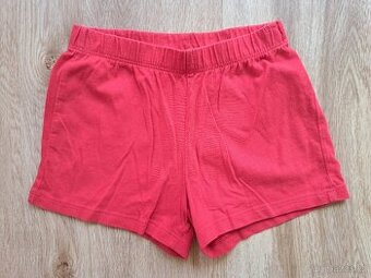 Červené kraťasy vel. 110, TOP stav.