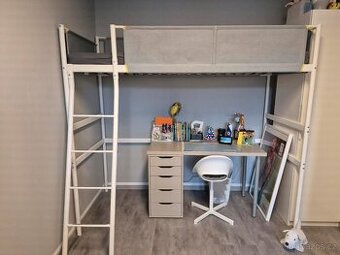 patrová postel IKEA s matracem