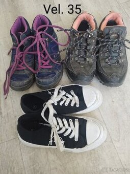 Dětské boty různé velikosti