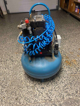 pístový kompresor se vzdušníkem 40l