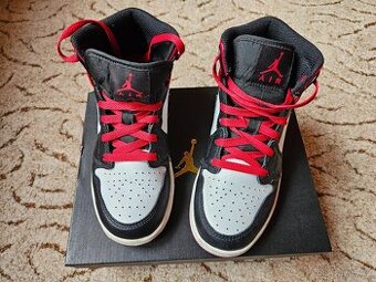 Nike Air Jordan 1 Mid