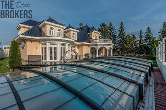 Prodej luxusní vily, 359 m2, pozemek 1059 m2, Praha Dolní Mě