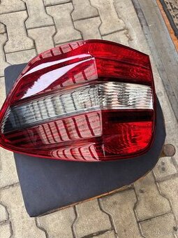 Mercedes ML-W164