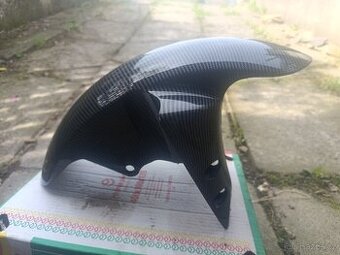 Přední blatník Yamaha Fz1 n,Fz1 Fazer,Fz8,R6,R1