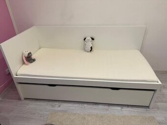 Postel ikea