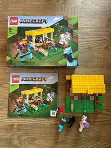 LEGO® Minecraft™ 21171 Koňská stáj