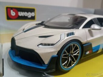 1:18 BUGATTI DIVO, PORSCHE 911 GT3 RS 4.0, Bburago