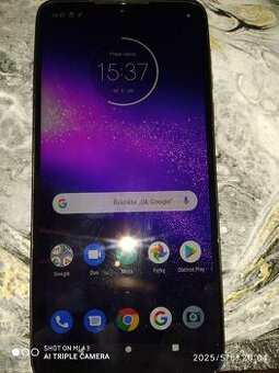 Motorola one macro 4/64 GB