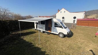 obytný automobil Renault Trafic