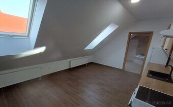 Pronájem 3+kk Mírové Náměstí, Netolice