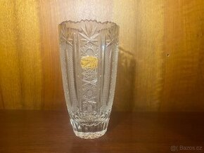 Střední broušená váza Bohemia Crystal II