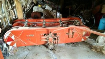 Obraceč sena s 160 na MF 70