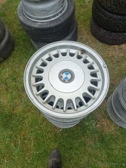 BMW E34 7x15