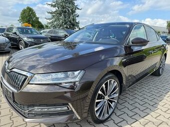 Škoda Superb iV L&K TSI 160kw/pano/DCC/matrix/360°kam/tažné