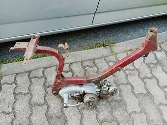Rám a motor na Pařízka - 1